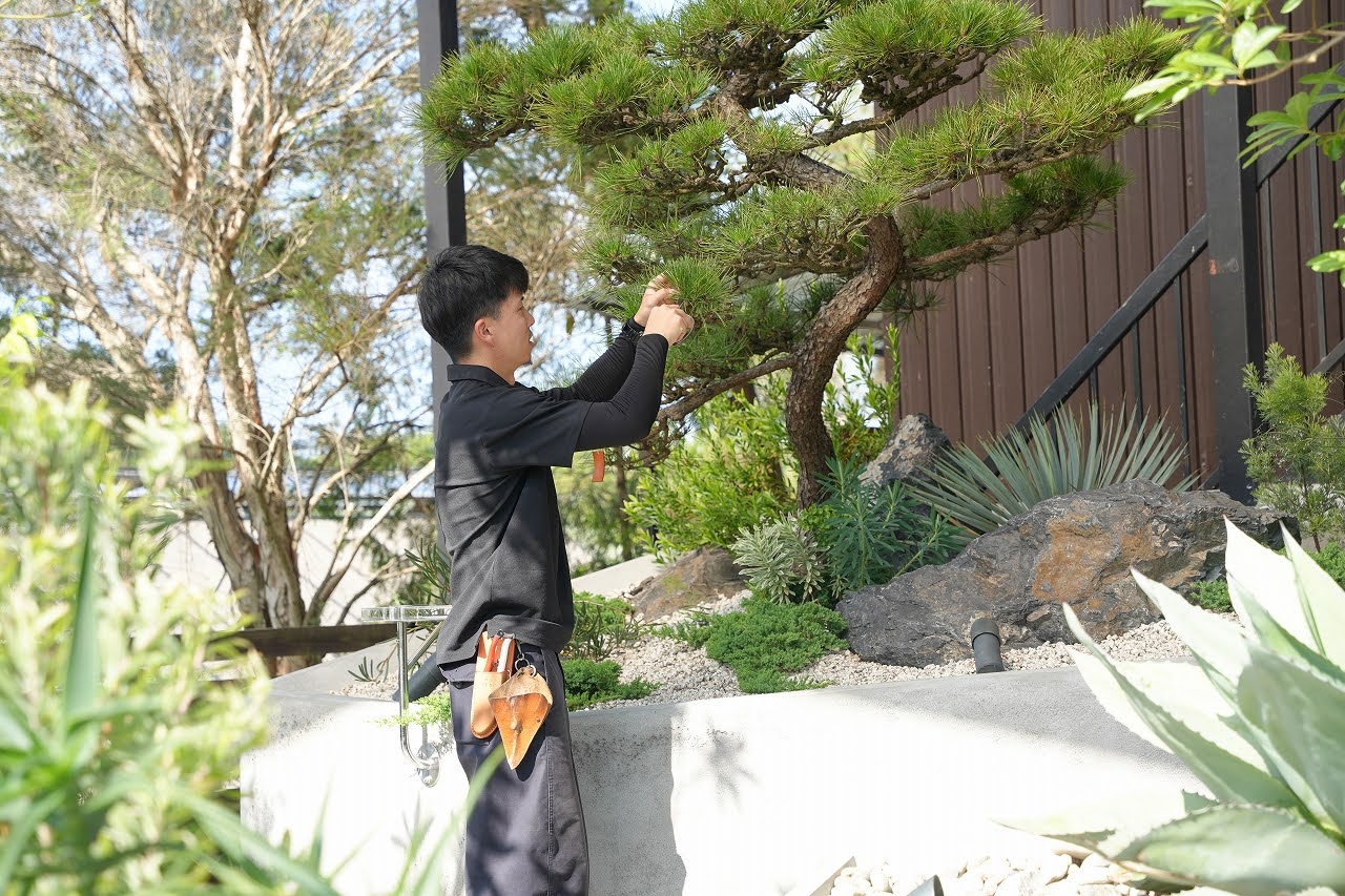 株式会社ユニバーサル園芸社 緑花造園部の正社員 施工管理（工事） 現場管理（維持管理） 都市緑化・ランドスケープ 公園・公共施設の求人情報イメージ2