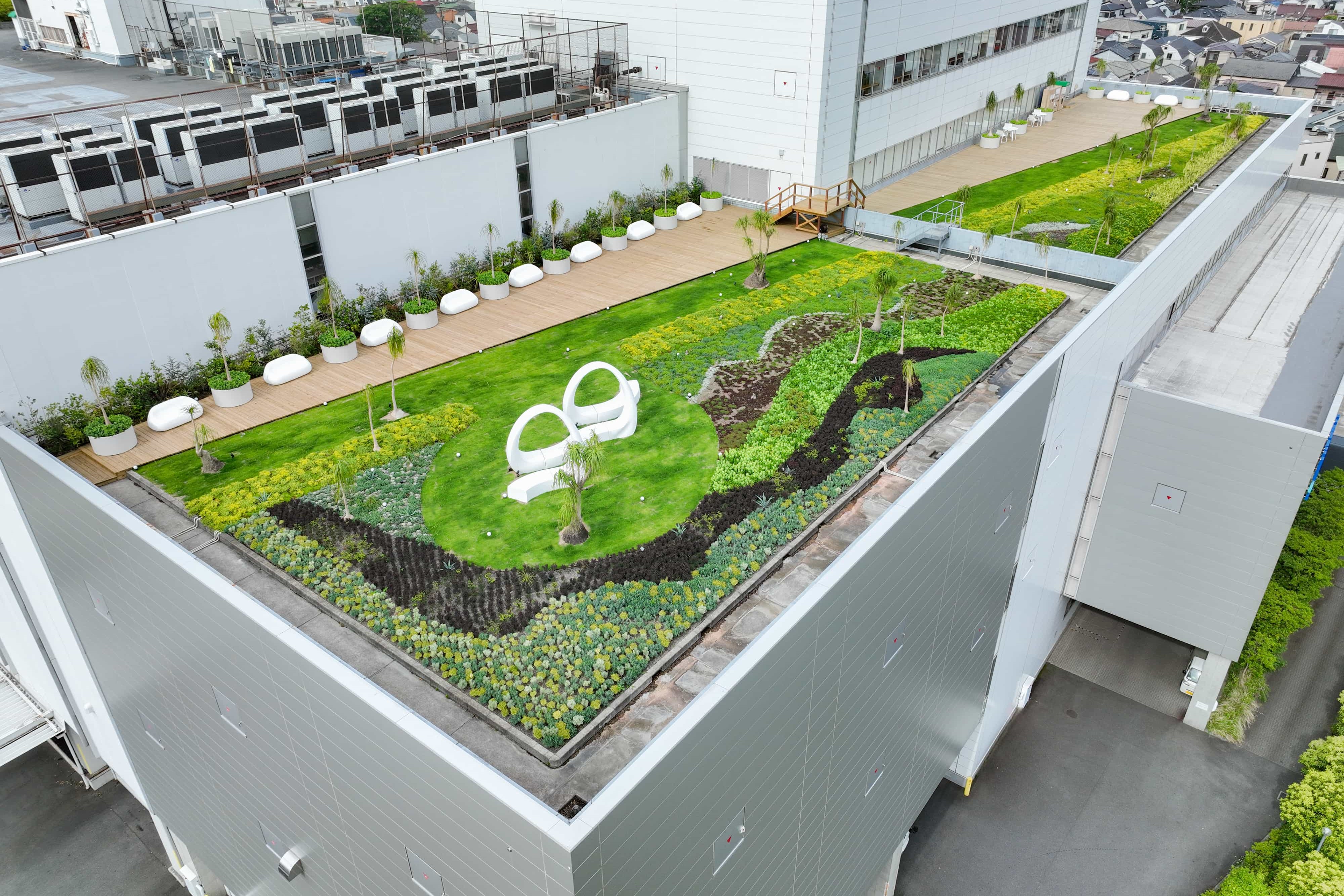 そら植物園株式会社 東京事務所の正社員 職人・現場スタッフ 公園・施設管理 都市緑化・ランドスケープ お庭・植木の求人情報イメージ1